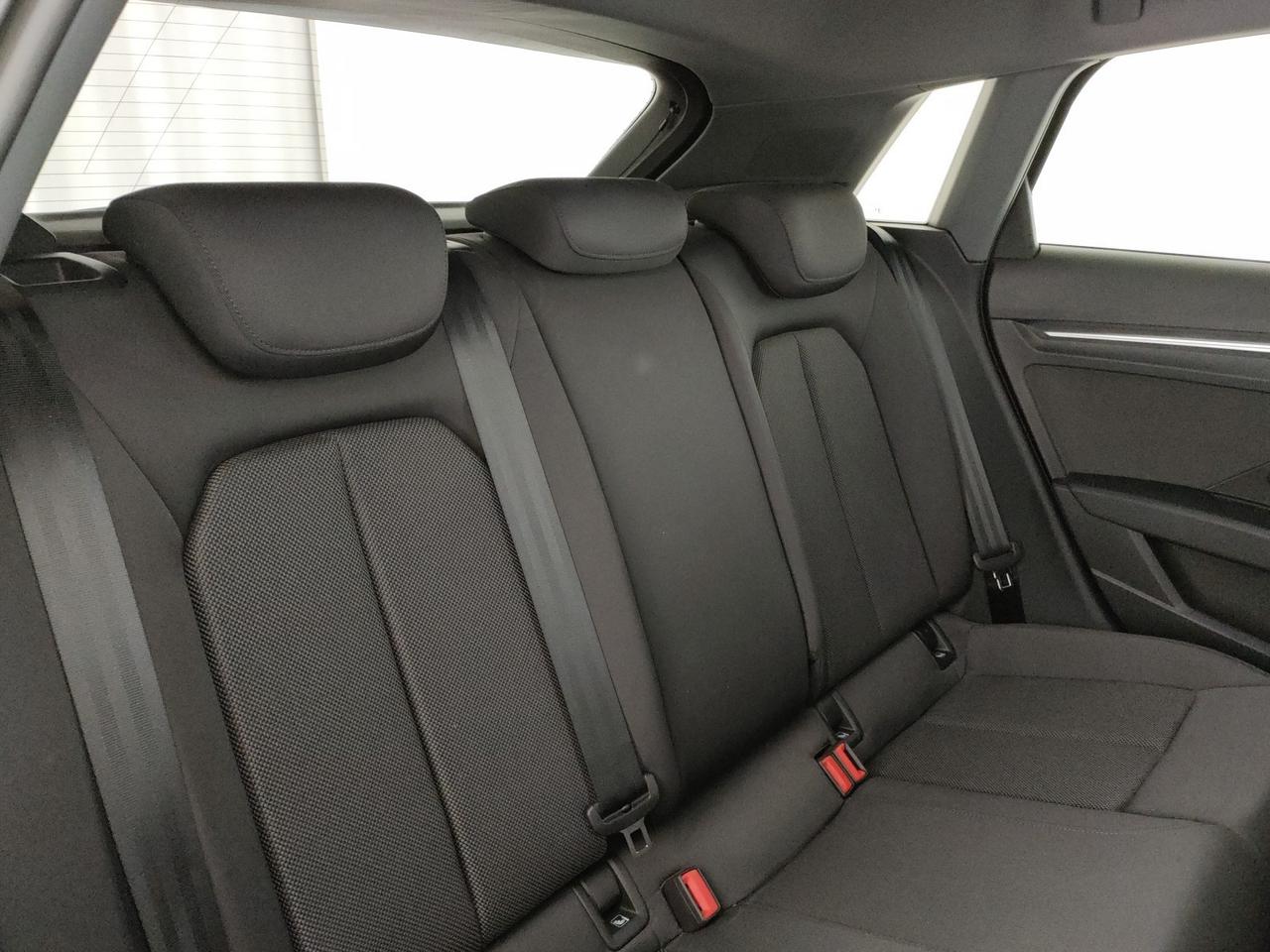 Audi A3 sportback 35 2.0 tdi s line edition s-tronic