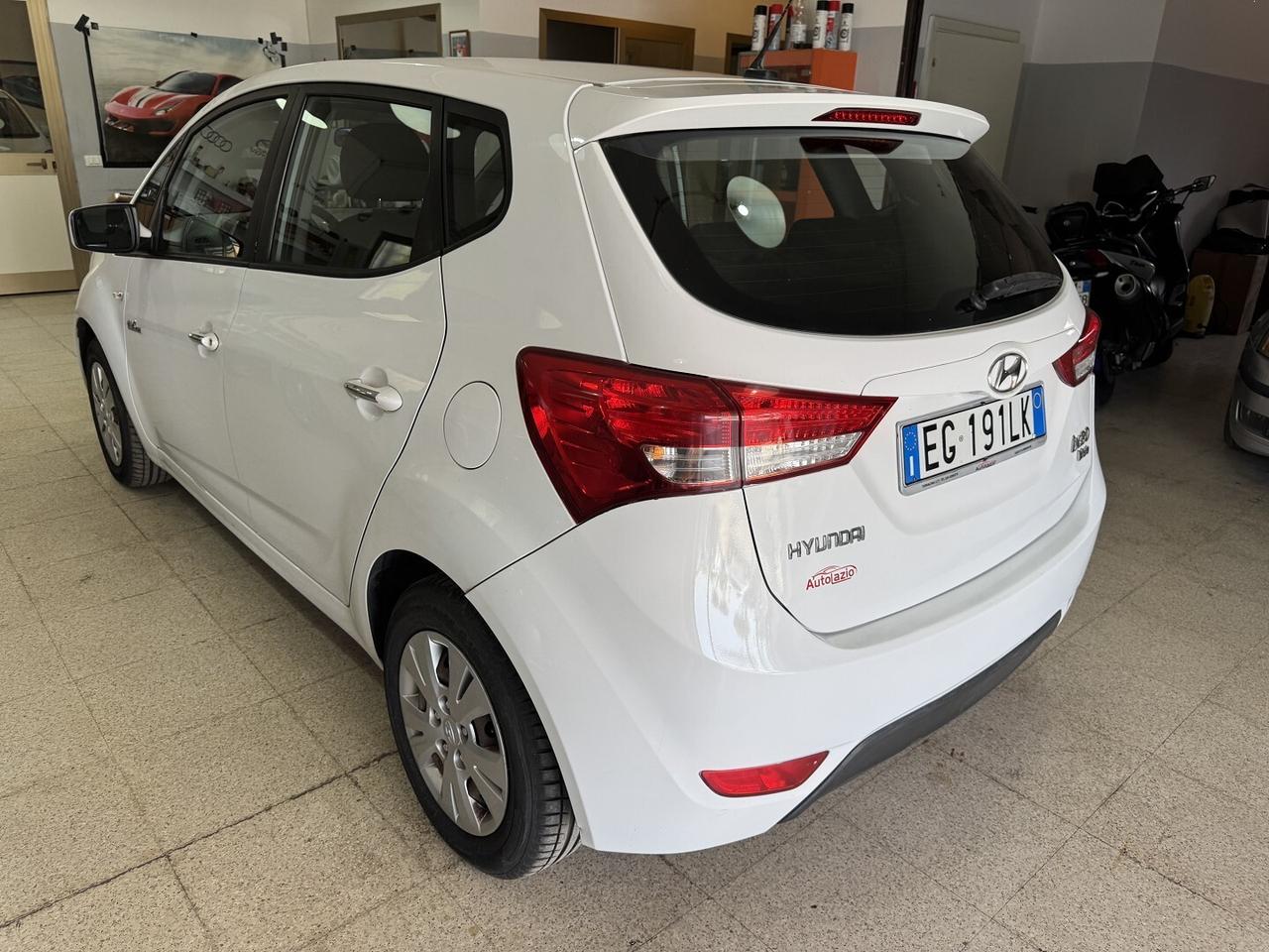 Hundai IX 20 90 CV 1.4 cc. Benz:
