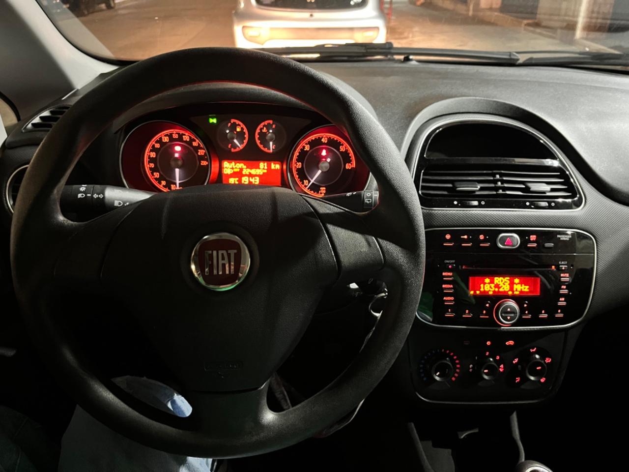 FIAT PUNTO 2017 DIESEL *EURO6B *UNICOPROPRIETARIO
