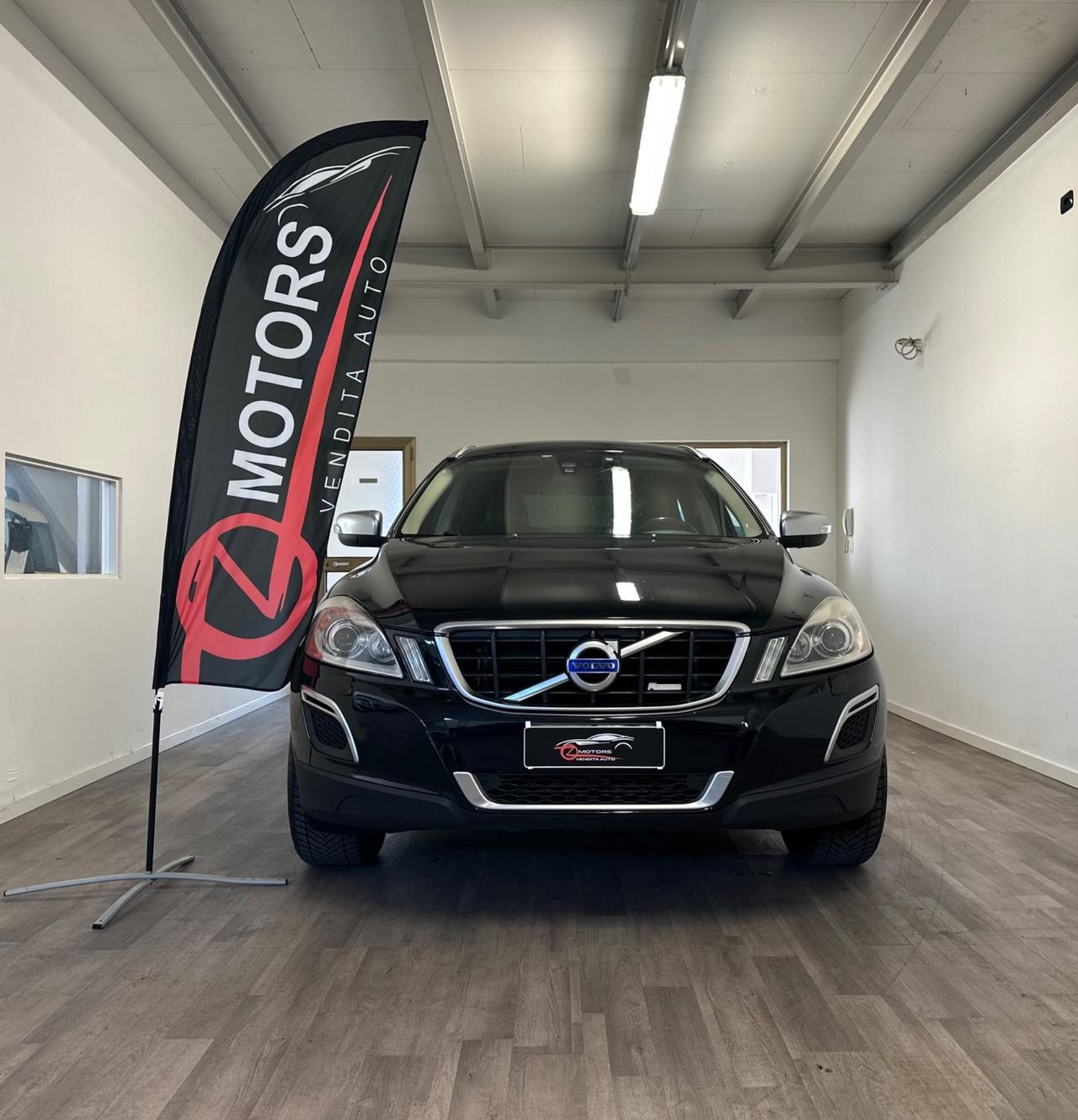 Volvo XC 60 XC60 D3 Geartronic R-design