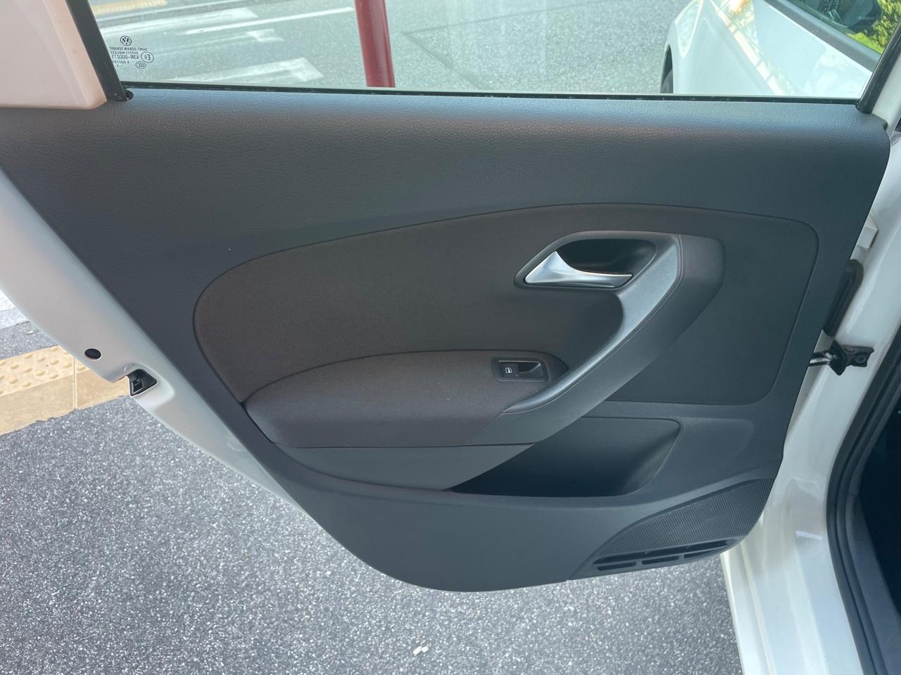Volkswagen Polo 1.4 5 porte Highline/GARANZIA 12 MESI