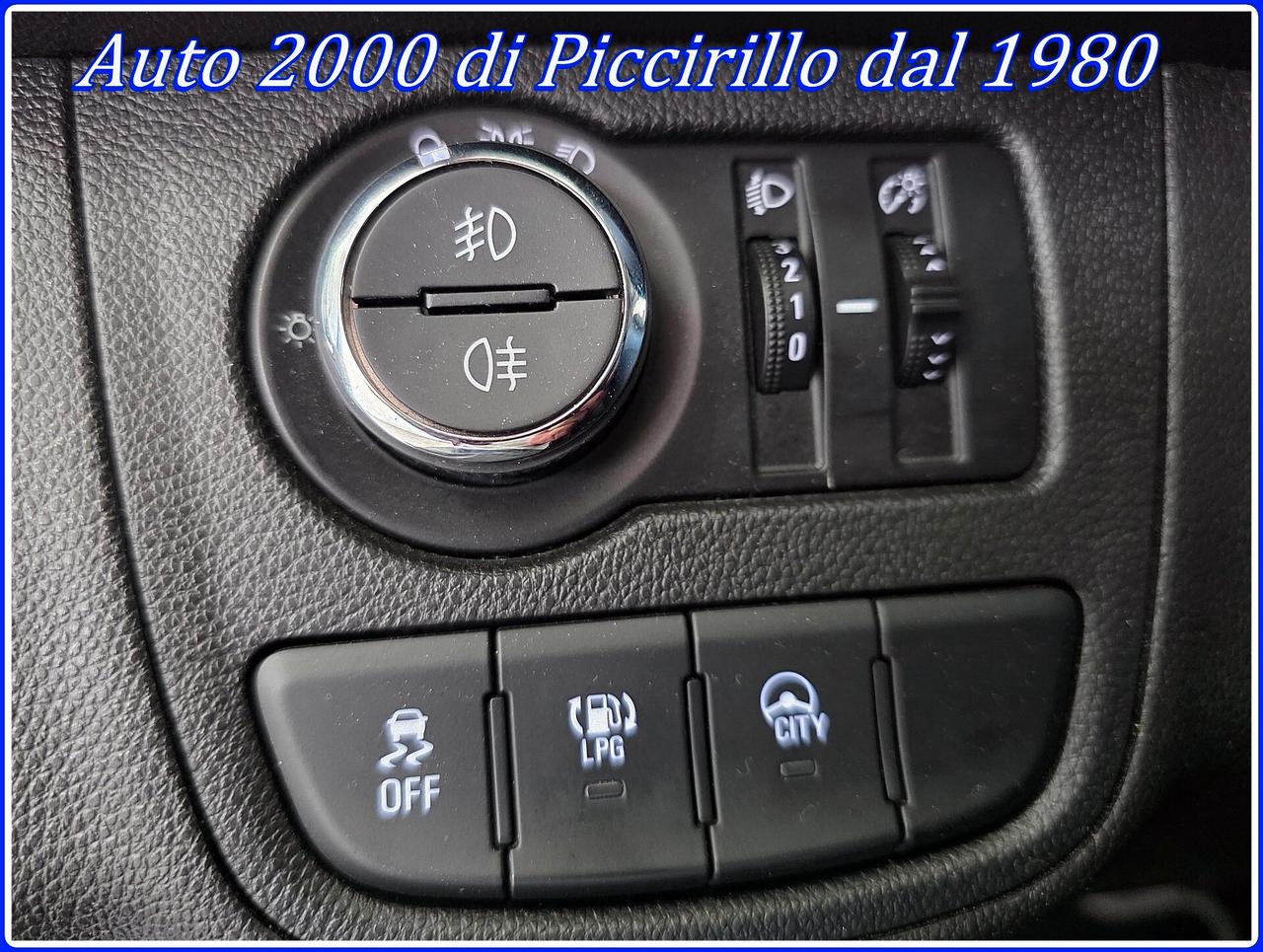 Opel Karl Rocks 1000 GPL di serie Tagliando e Garanzia