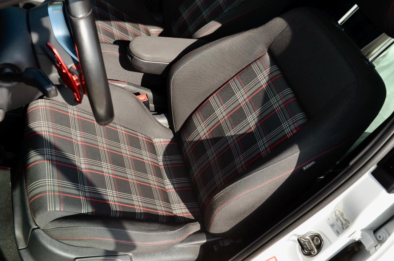 VOLKSWAGEN POLO GTI 5p 1.8 BM 192cv DSG, UFF ITALIANA, FARI LED, APPLE ANDROID, EURO 6B, PERMUTE