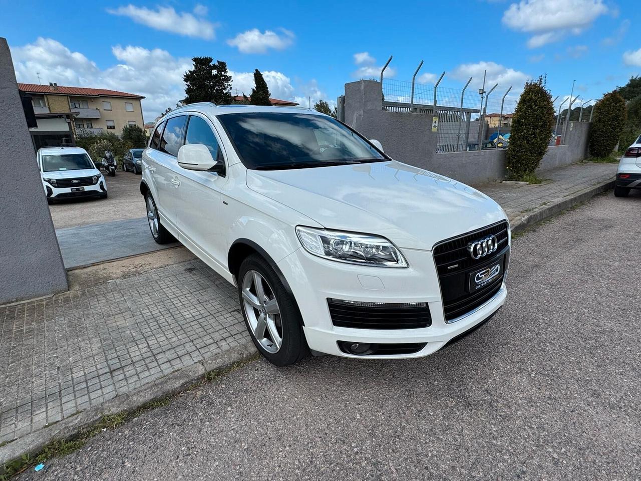 AUDI Q7 SPORT - PERMUTA