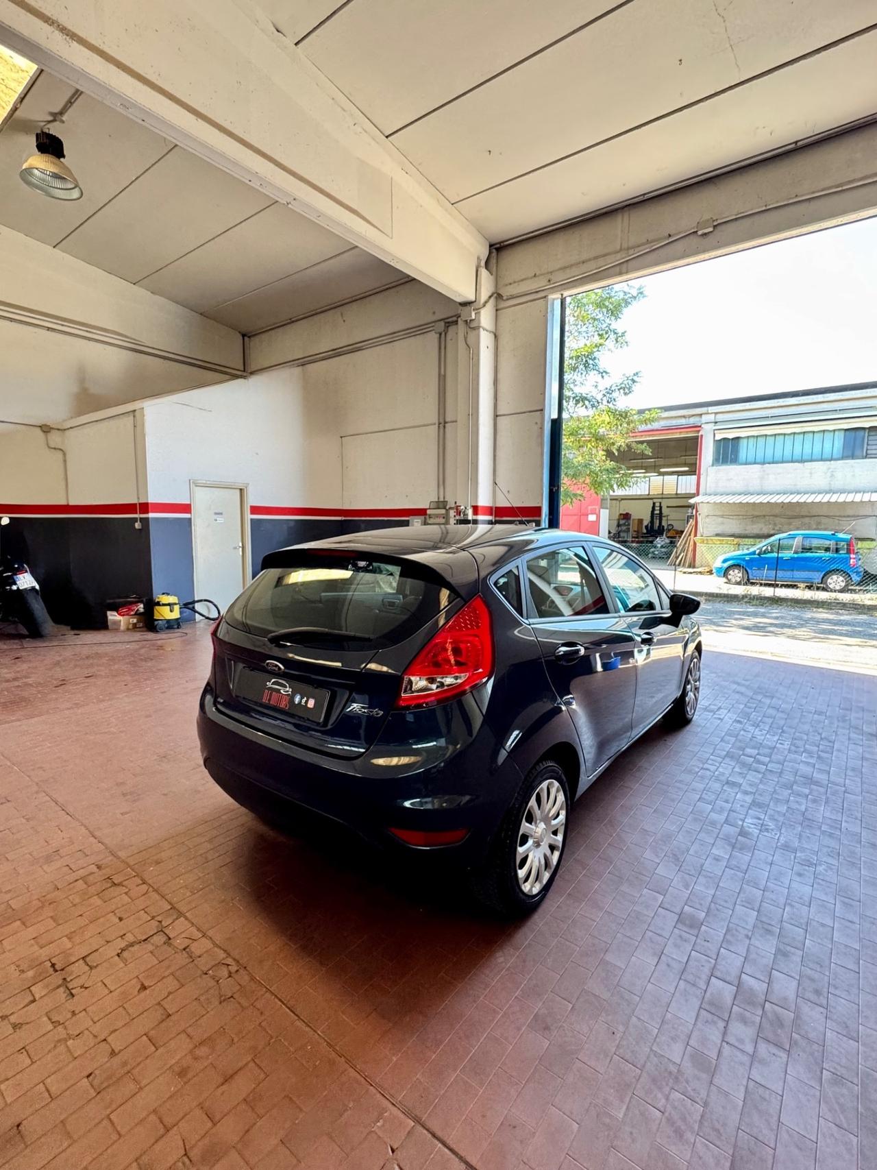 Ford Fiesta Ikon 1.2 16V 60CV 5p. Business