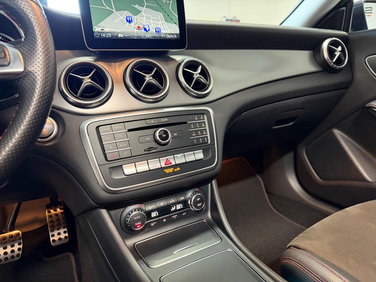 Mercedes-benz CLA 220 d S.W. 4Matic Automatic Premium AMG TETTO