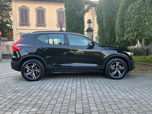 VOLVO XC40 B4 AWD automatico Plus Dark MY23