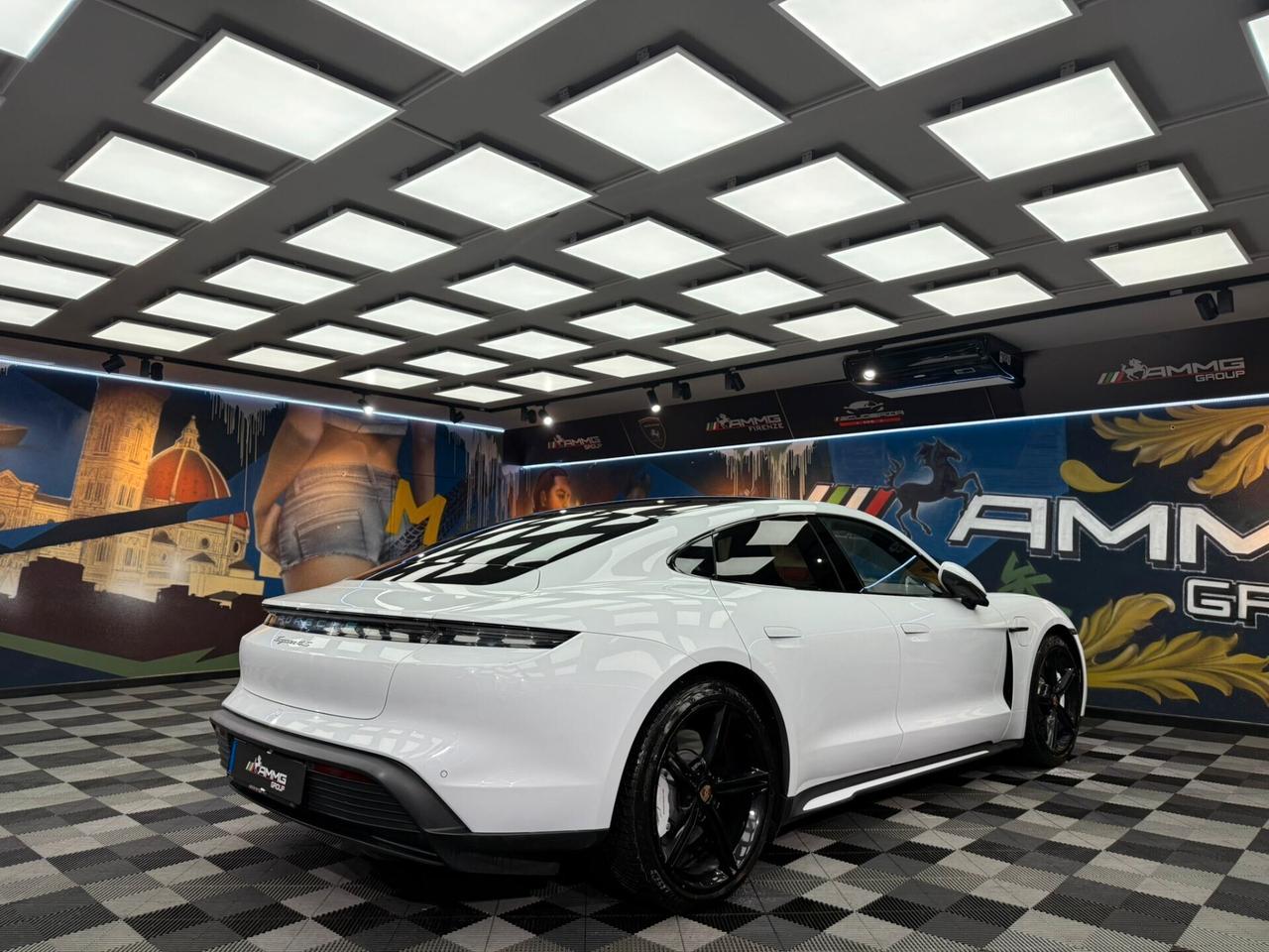 Porsche Taycan 4S Performance (988)