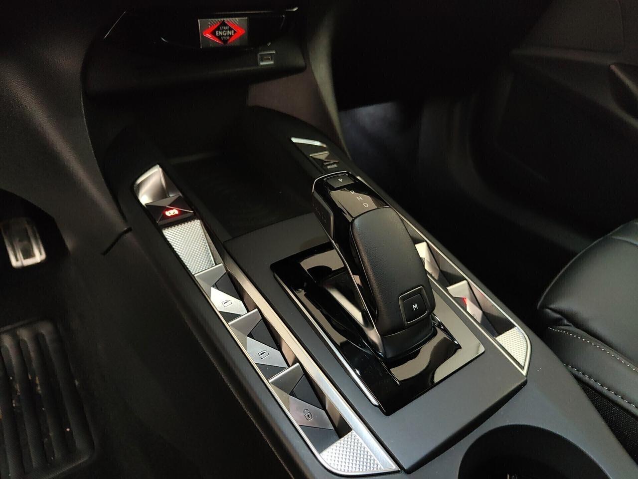 DS 3 BlueHDi 130 aut. Opera