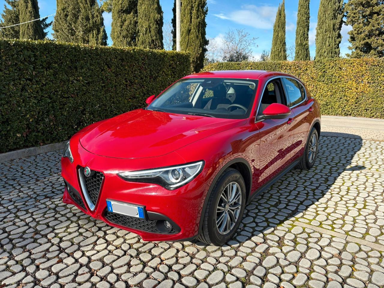 ALFA Stelvio Q4 2.2Mjt S&S Bus. 190Cv AT8 11-2021