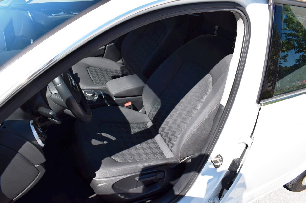 Audi A3 SPB 1.6 TDI clean diesel S tronic Business