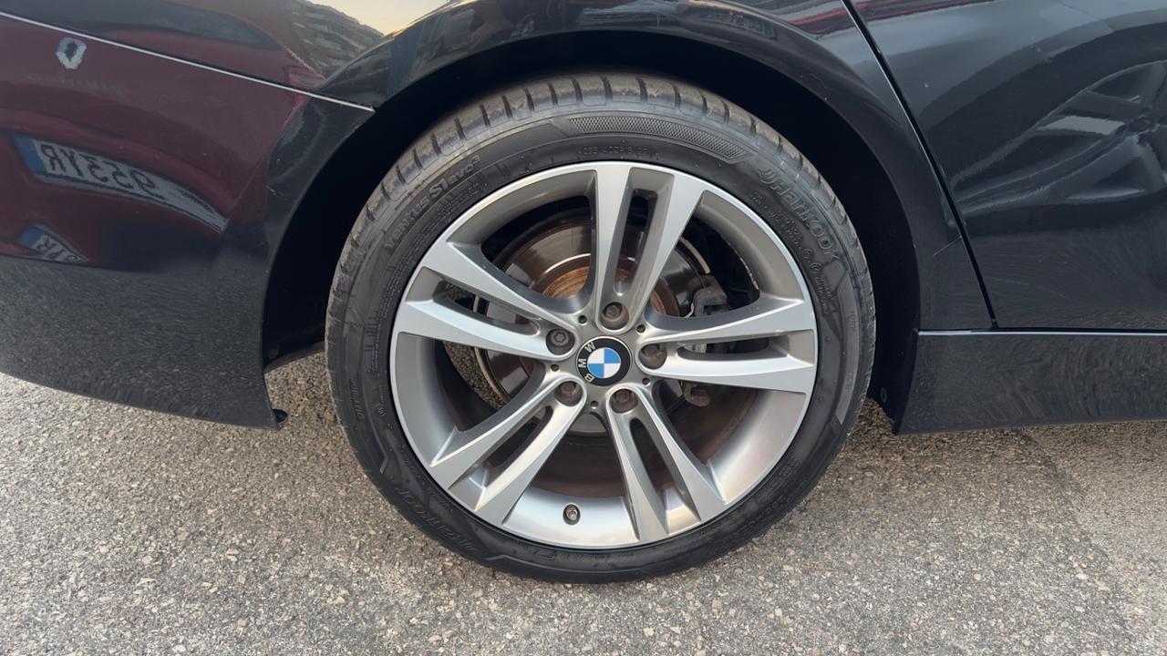 Bmw 316 316d Msport berlina led cerchi 17 navi sensori di parcheggio