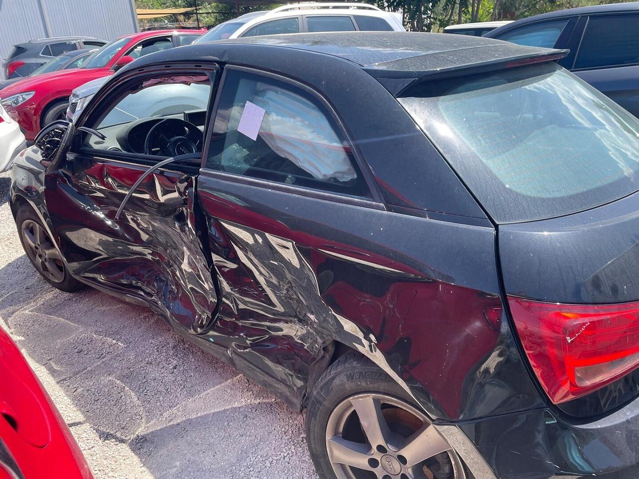AUDI A1 1.6 TDI INCIDENTATA