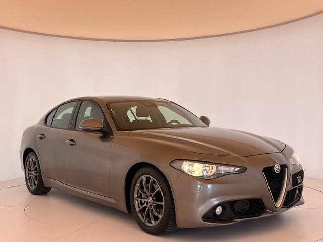 Alfa Romeo Giulia 2.2 t Business 150cv auto