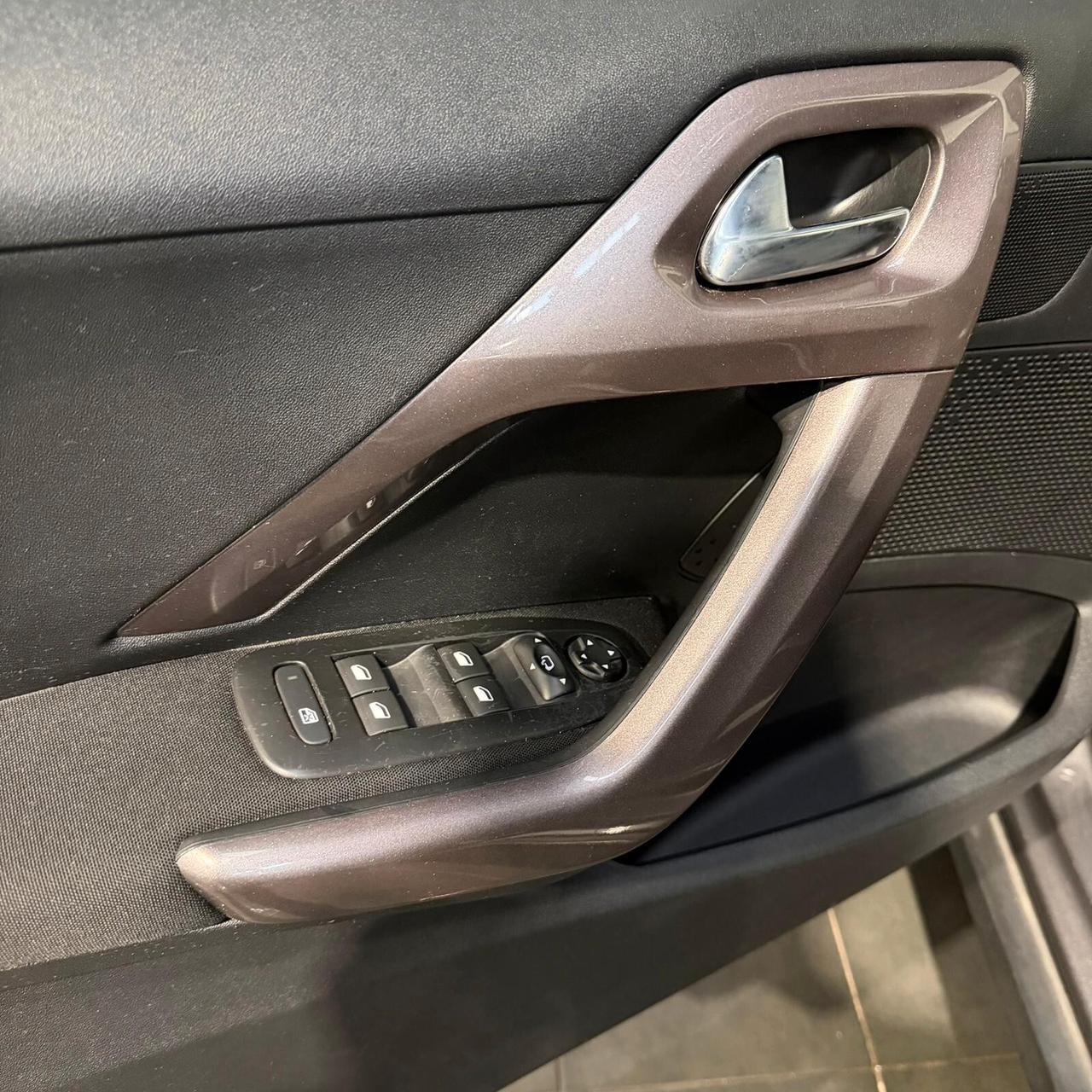 Peugeot 2008 BlueHDi 75 Active NEOPATENTATI EURO 6