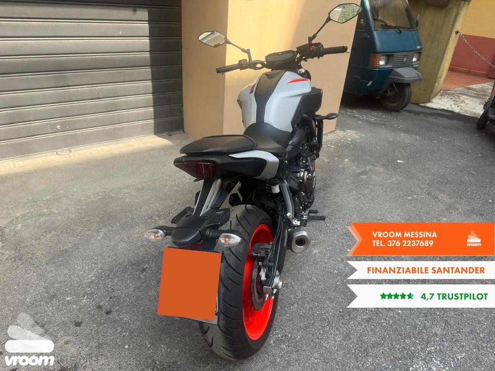 YAMAHA MT-07 SPORT