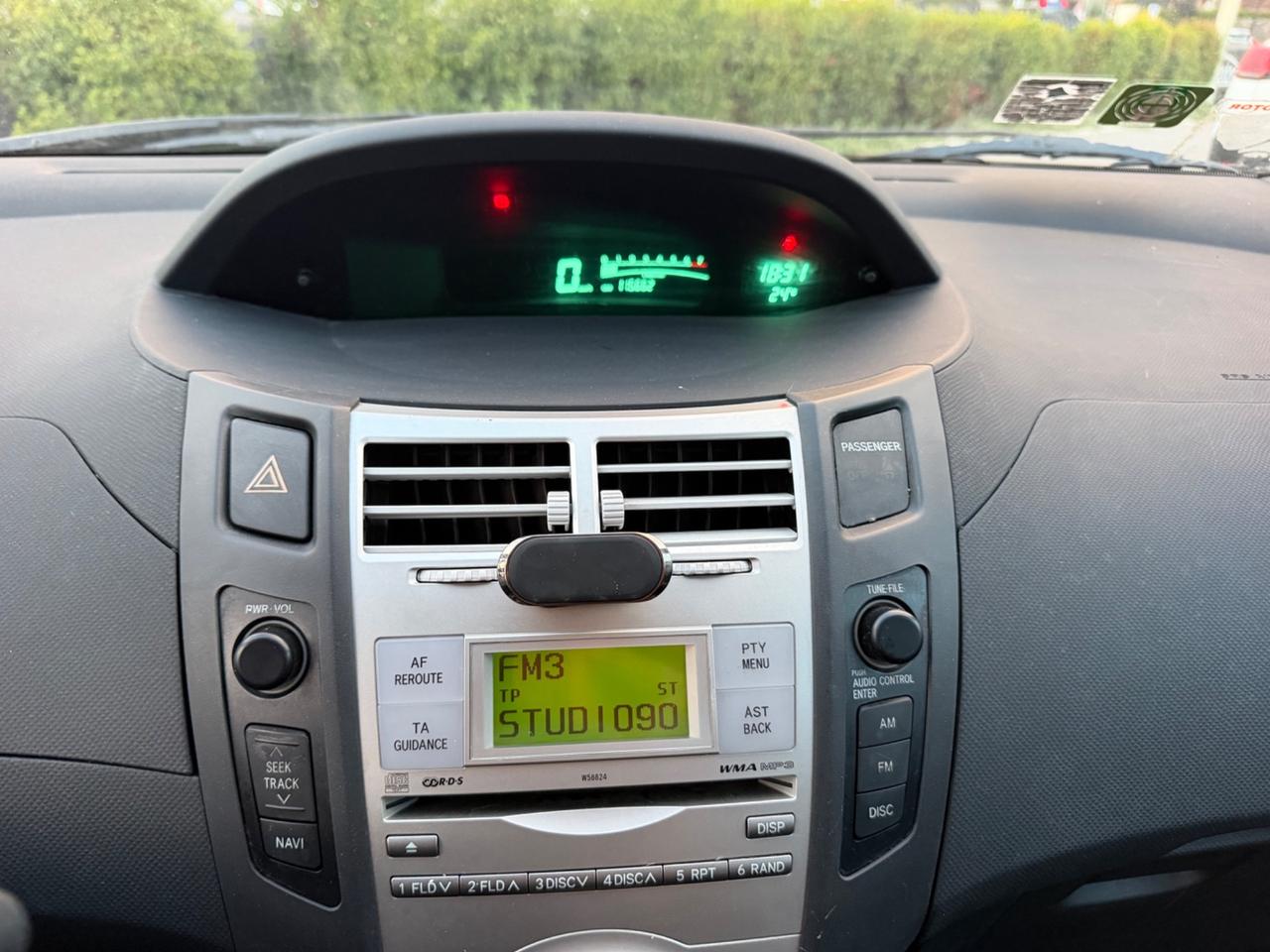 Toyota Yaris 1.0 3 porte Sol