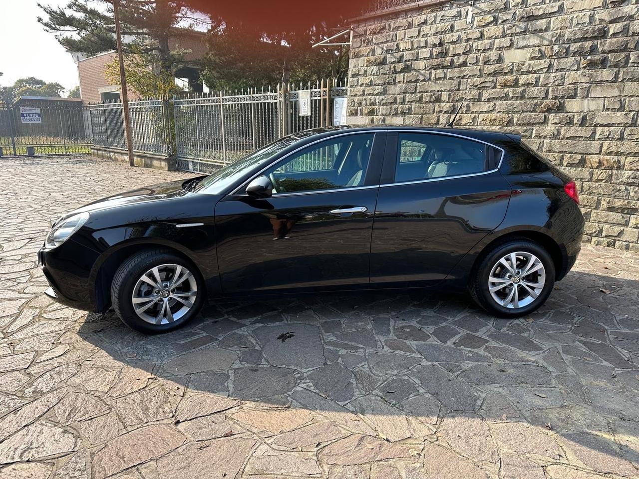 Alfa Romeo Giulietta 1.6 JTDm-2 105 CV Progression