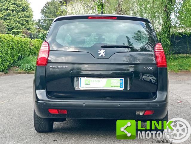 PEUGEOT 5008 1.6 HDi 110CV Tecno