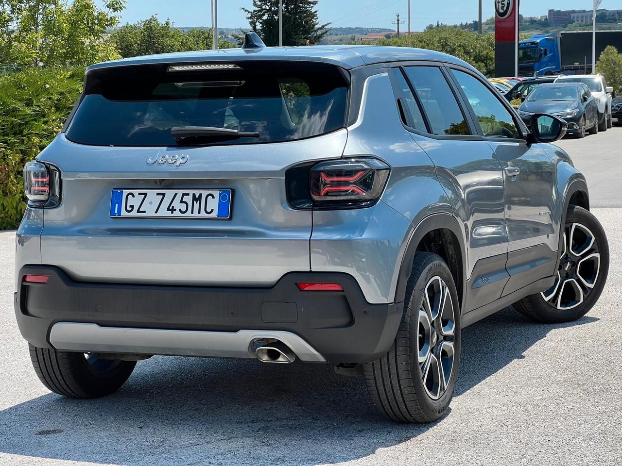 Jeep Avenger 1.2 Turbo 100 CV Summit