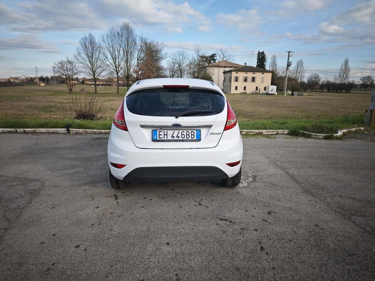 Ford Fiesta 1.4 5 porte Bz.- GPL Titanium