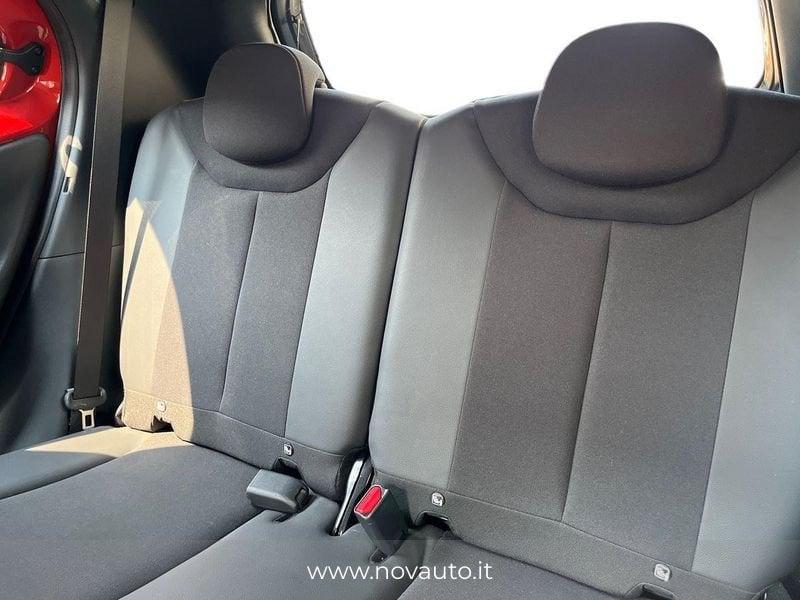 Toyota Aygo X 1.0B (72 CV) Lounge