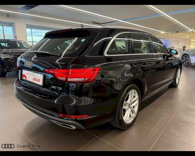 AUDI A4 Avant 35 TDI S tronic Business