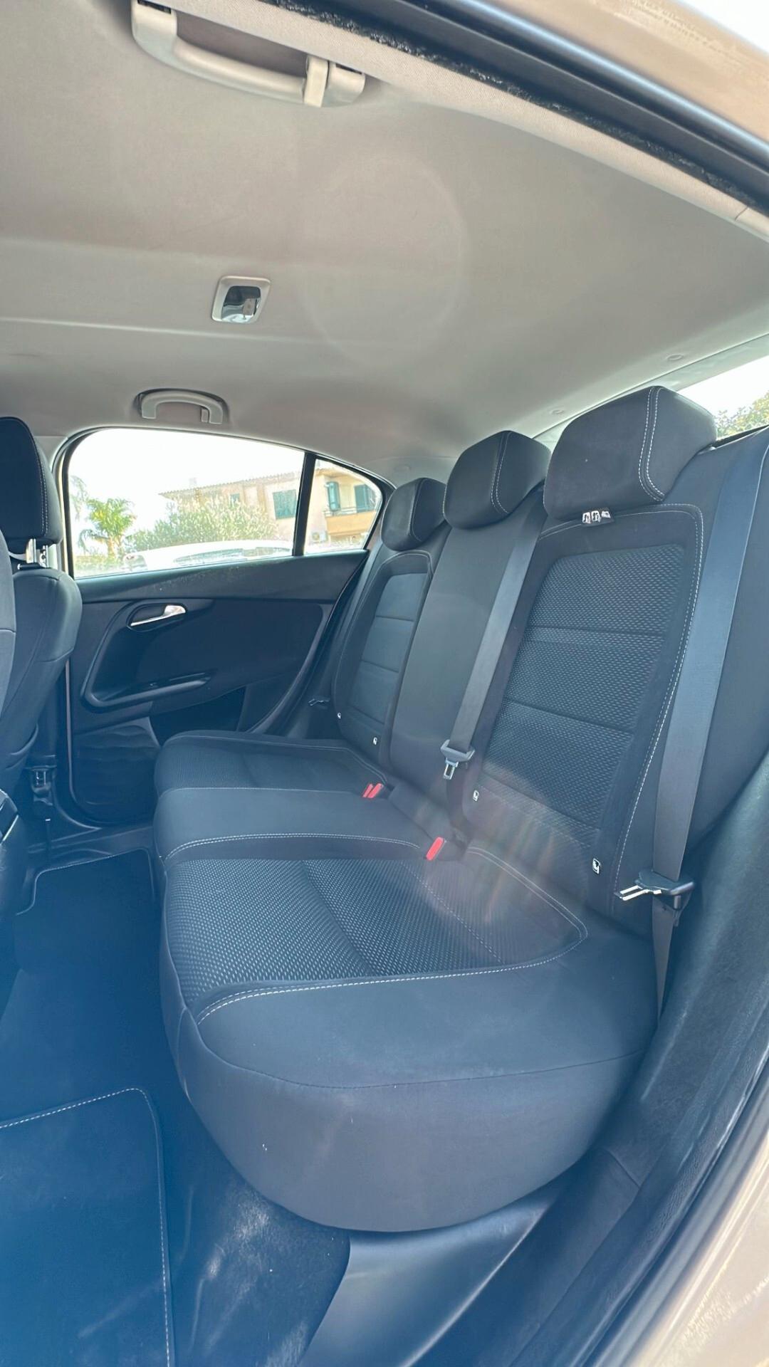 Fiat Tipo 1.3 Mjt S&S SW Lounge