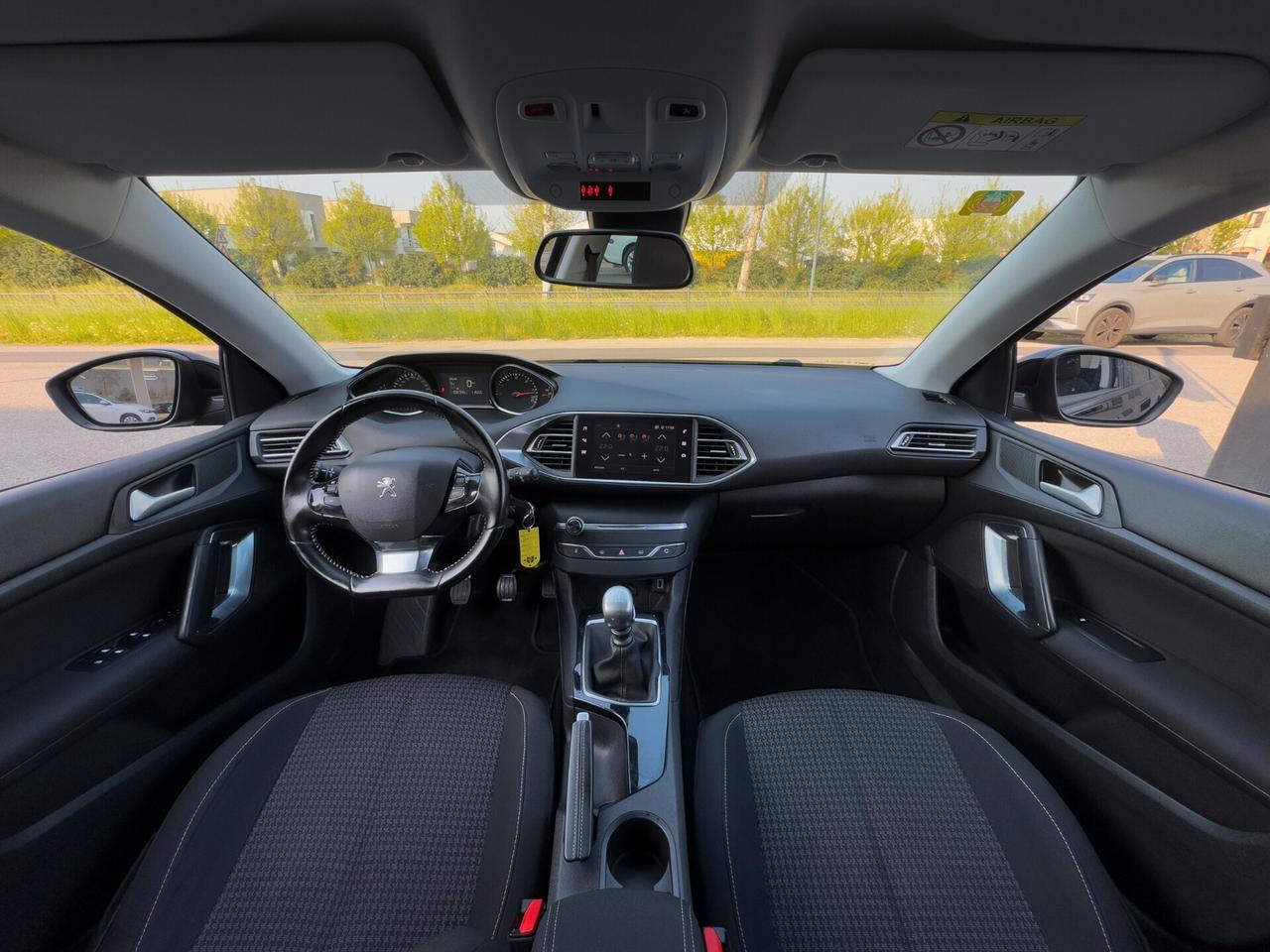 Peugeot 308 BlueHDi 100 S&S SW Business
