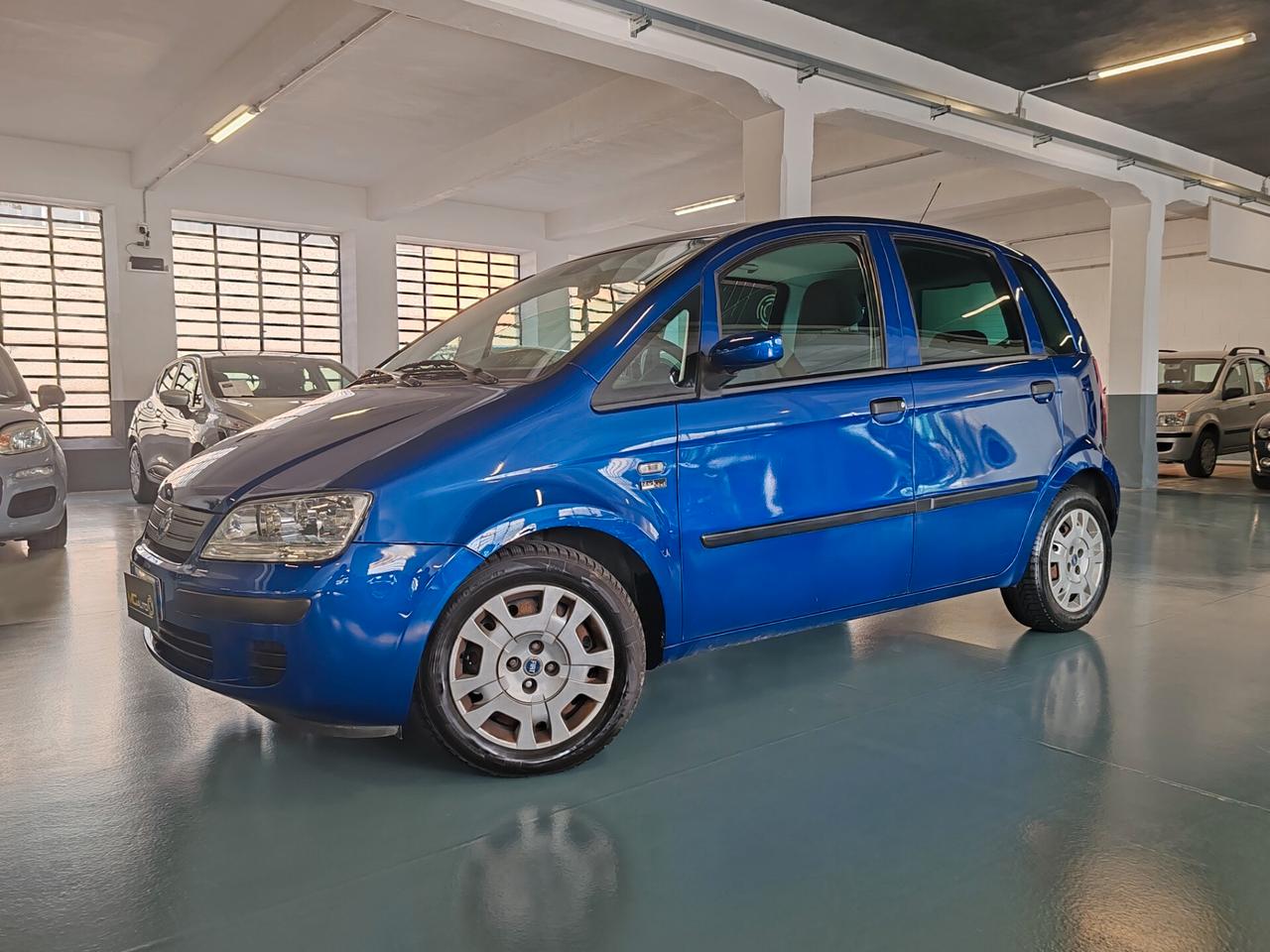 Fiat Idea 1.2 16V BlackLabel