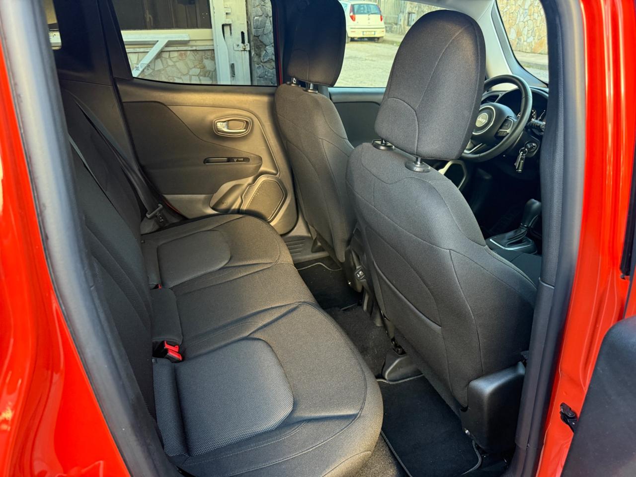 Jeep Renegade 1.6 Mjt DDCT 120 CV Longitude