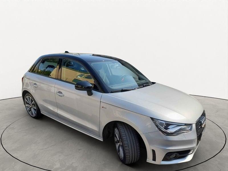 Audi A1 Sportback 1.6 tdi Admired s-tronic Sline esterno