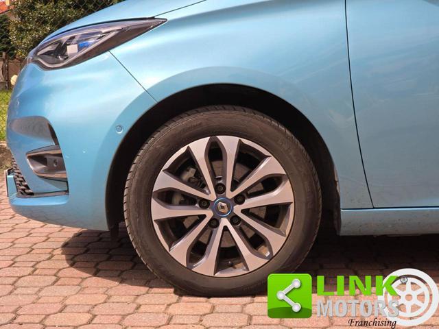 RENAULT ZOE R135 51 kWh 135 CV Electric Batteria a Noleggio