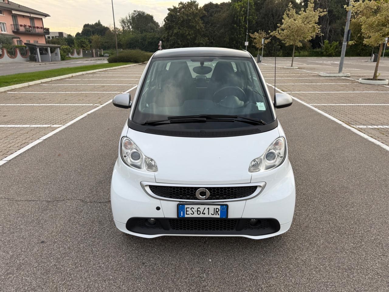 Smart ForTwo 1000 52 kW coupé passion*Automatik*Panorama