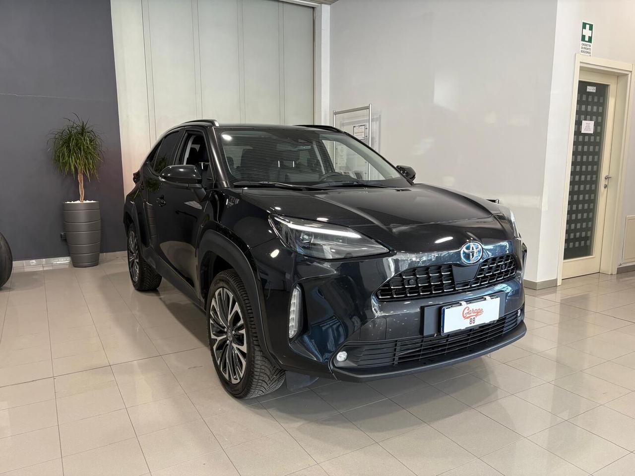 Toyota Yaris Cross 1.5h Lounge fwd 116cv e-cvt