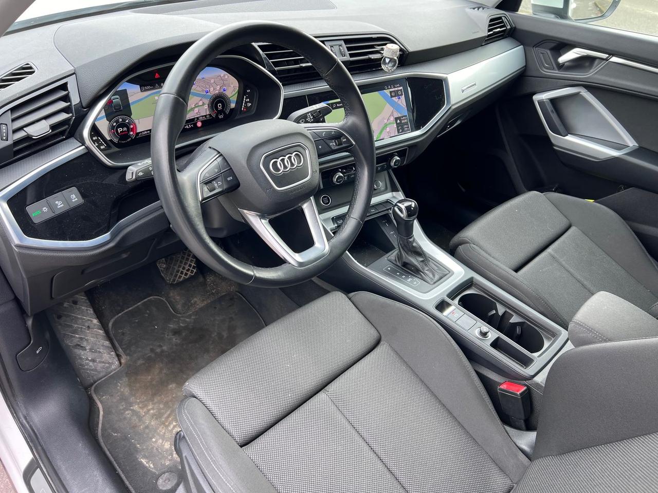 Audi Q3 S Line 2.0 35 TDI SPORTBACK