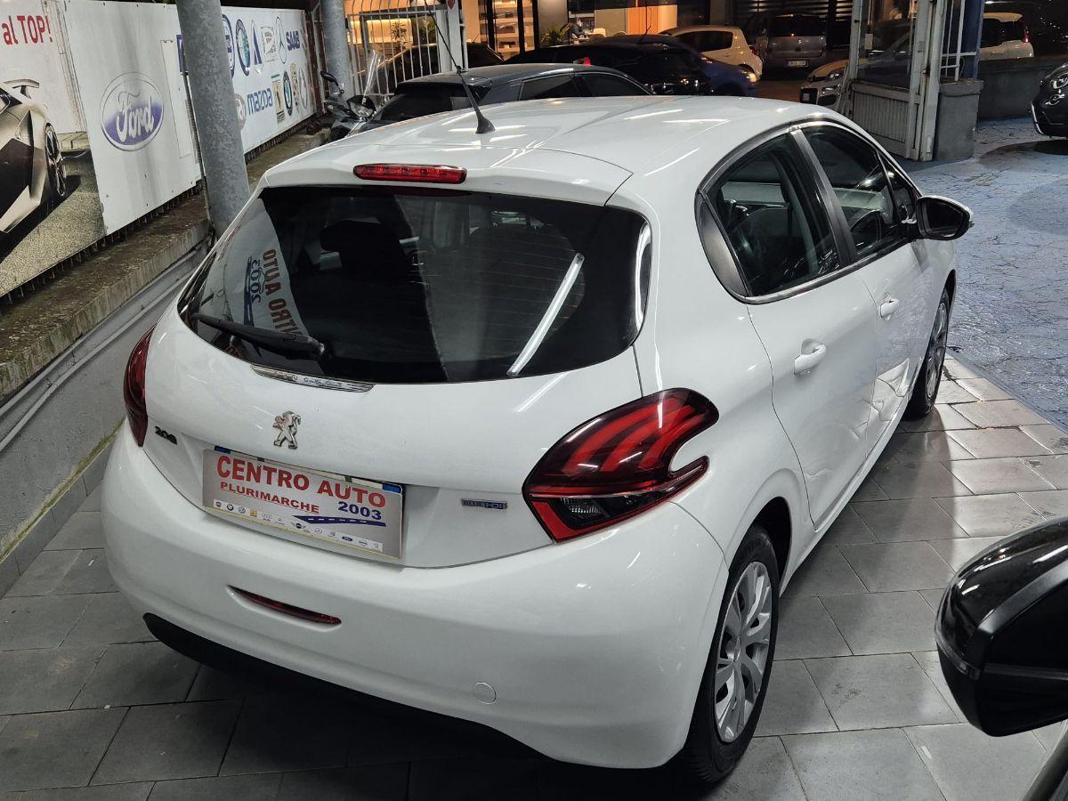 PEUGEOT - 208 - BlueHDi 75 S&S 5p. Active