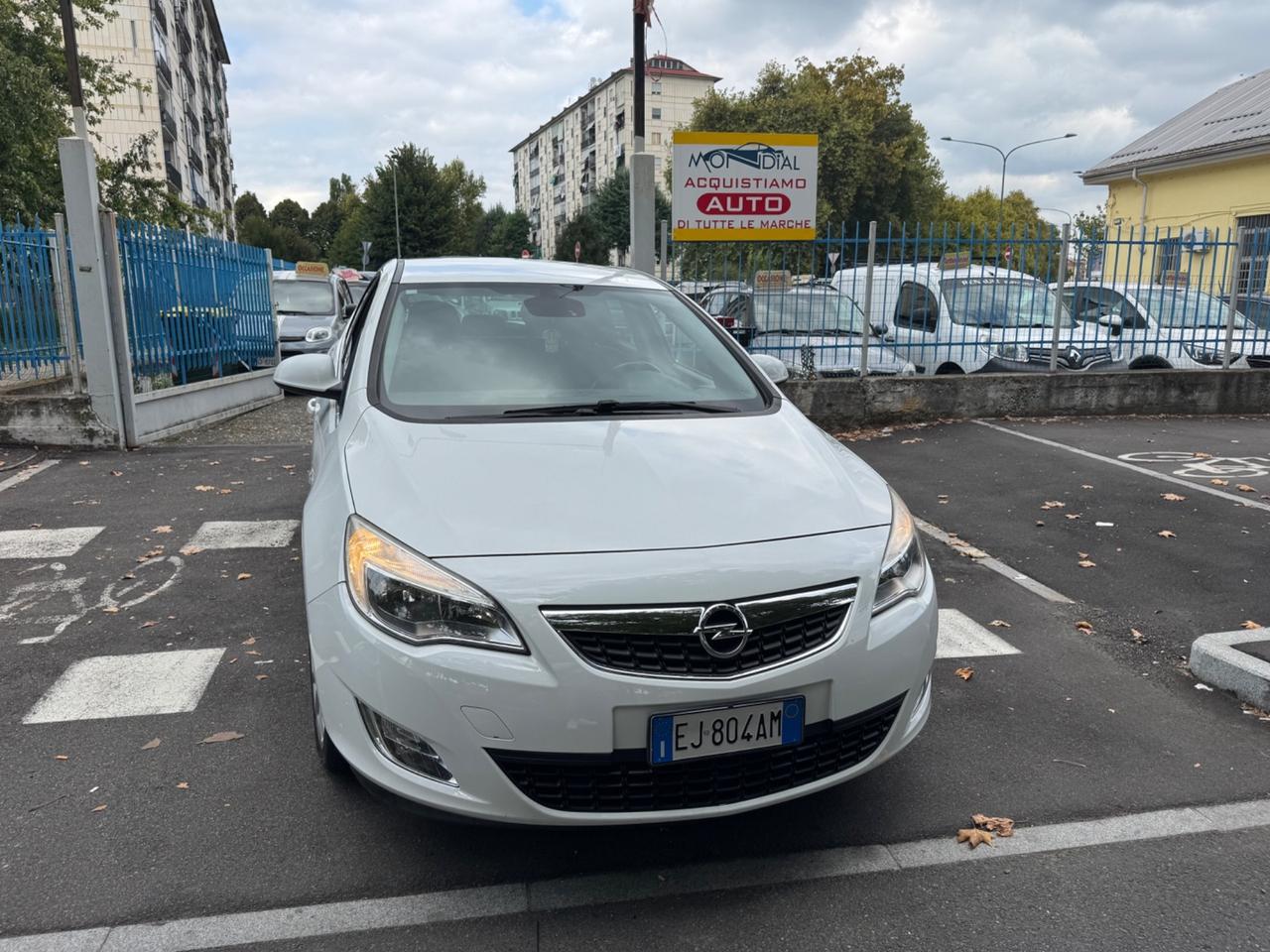 Opel Astra 1.4 Turbo 140CV 5 porte Cosmo