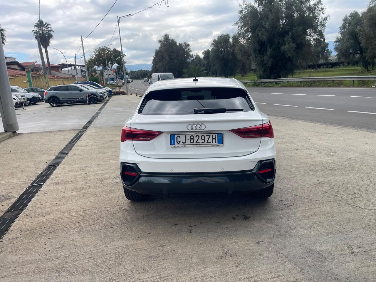 Audi Q3 35 TDI S tronic Business Advanced