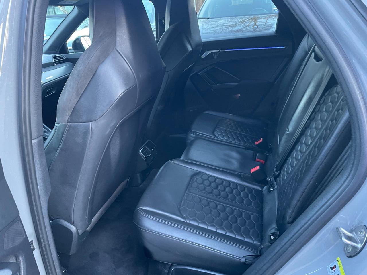 Audi RSQ3 SPB quattro*Automatik*Navi*Pelle