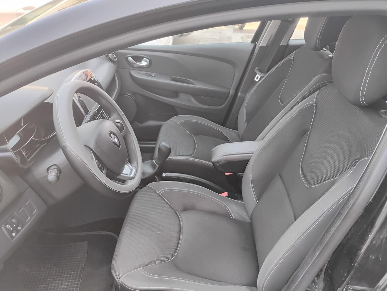 Renault Clio 1.2 75CV 5 porte Life