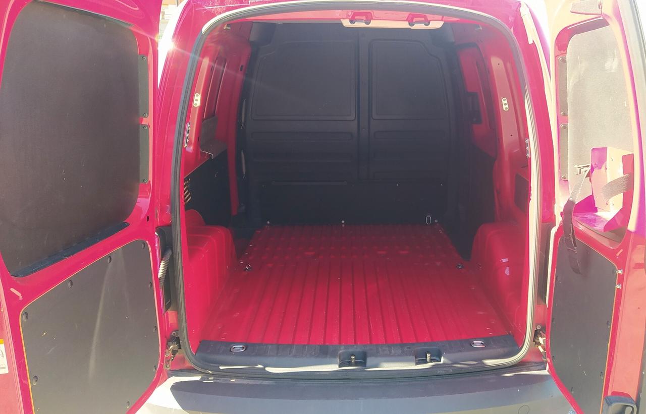 Volkswagen Caddy 4x4 2.0 TDI 122 CV