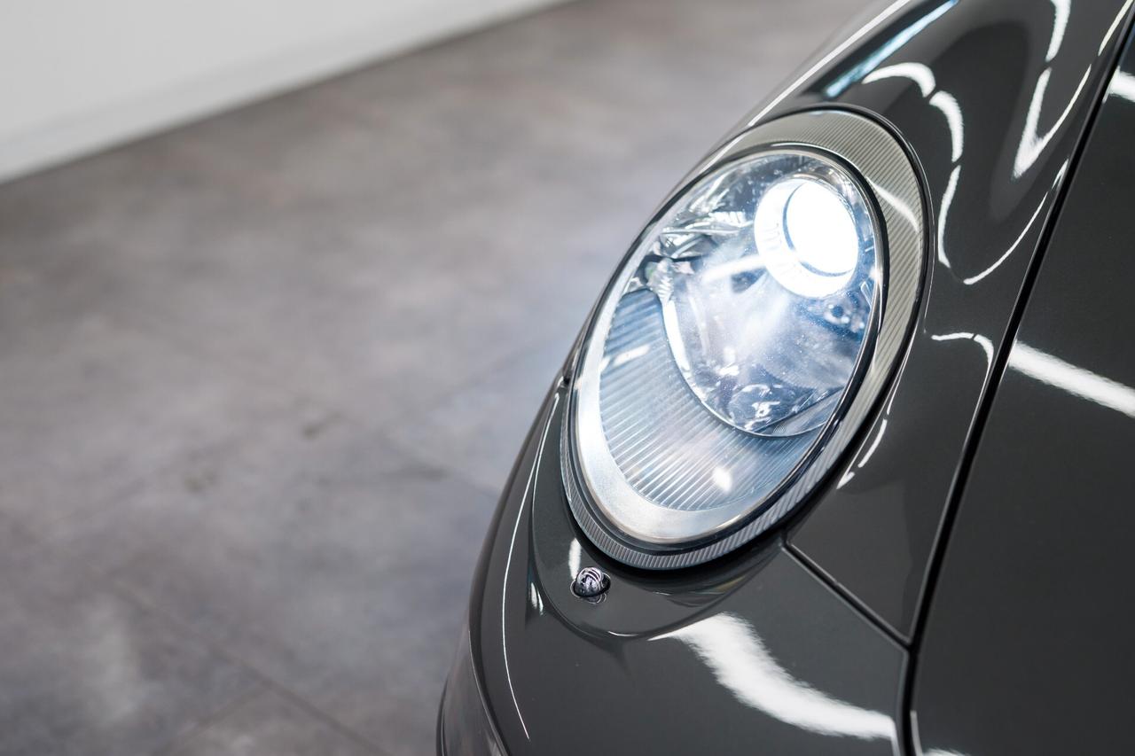 Porsche 911 Carrera 4 Cabriolet