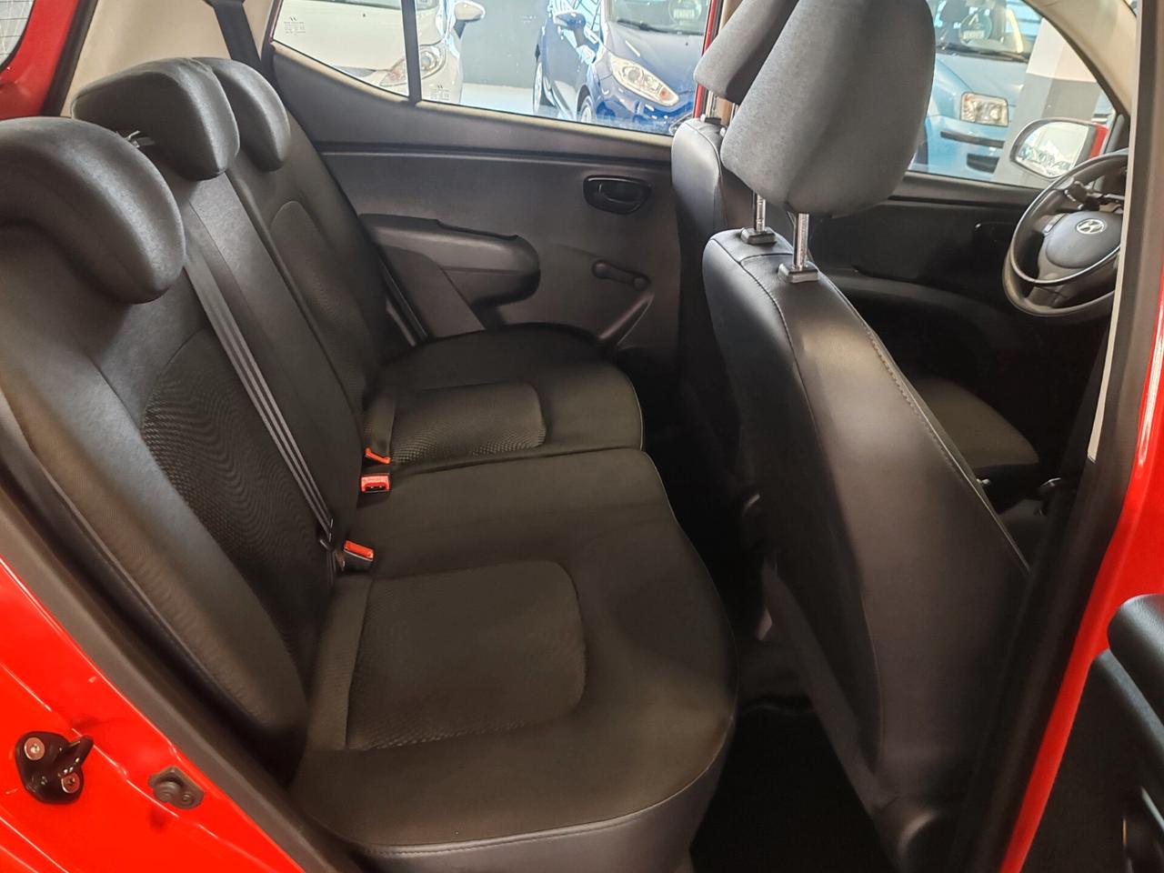 Hyundai i10 1.1 12V Sound Edition