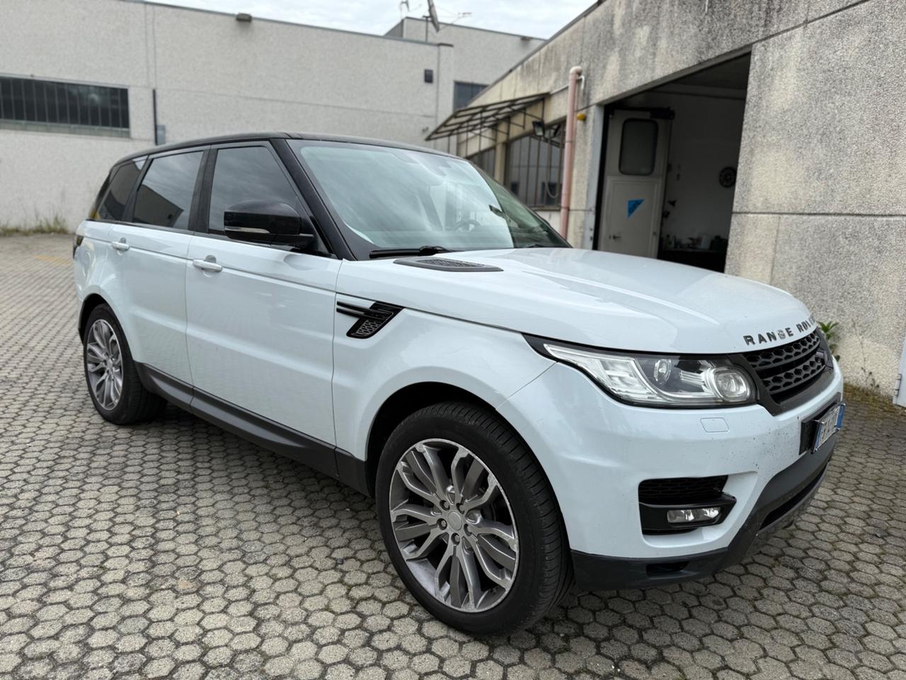 Land Rover Range Rover Sport Range Rover Sport 3.0 TDV6 HSE