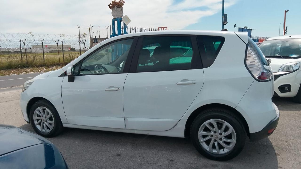 Renault Scenic Scénic XMod 1.5 dCi neo patentati