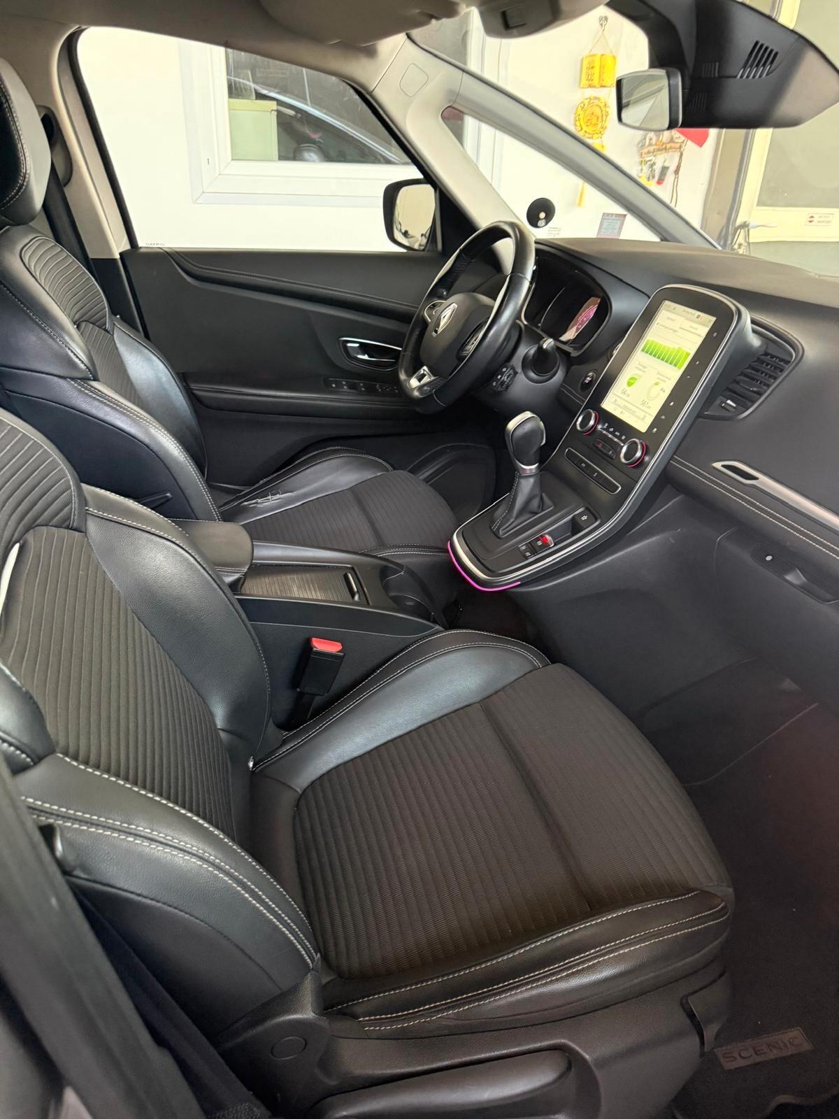 Renault Grand Scenic dCi 8V 110 CV EDC Energy Intens