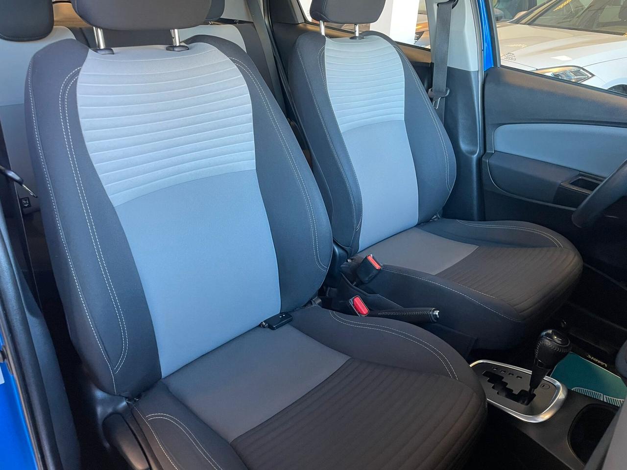 Toyota Yaris 5p "BLUE EDITION"