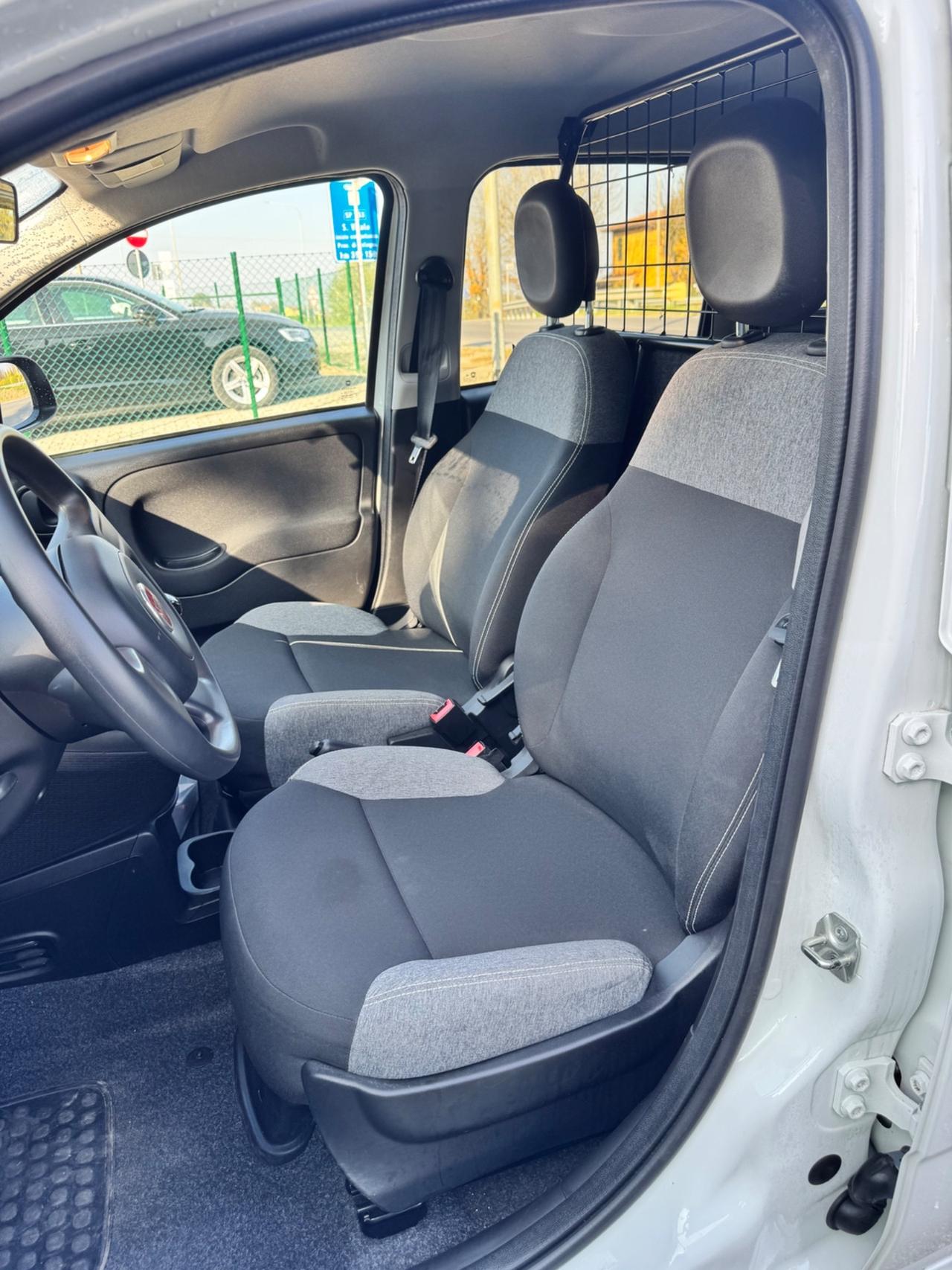 Fiat Panda 1.0 GSE S&S Hybrid Pop Van 2 posti