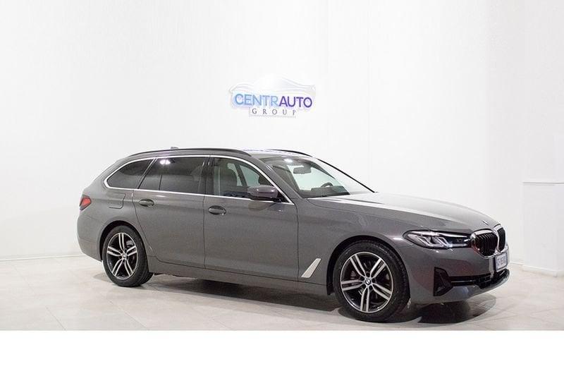 BMW Serie 5 520d 48V xDrive Touring Business